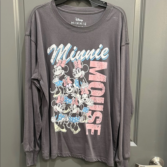 Disney Minnie Mouse Graphic Long Sleeve Shirt NWT - Picture 1 of 4